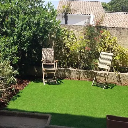 For 4 People * Six-Fours-les-Plages
